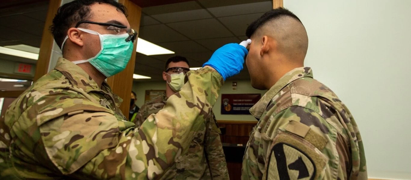 Κορωνοϊός-ΗΠΑ: Όποιος έχει νοσήσει δεν μπορεί να καταταγεί στις ένοπλες δυνάμεις